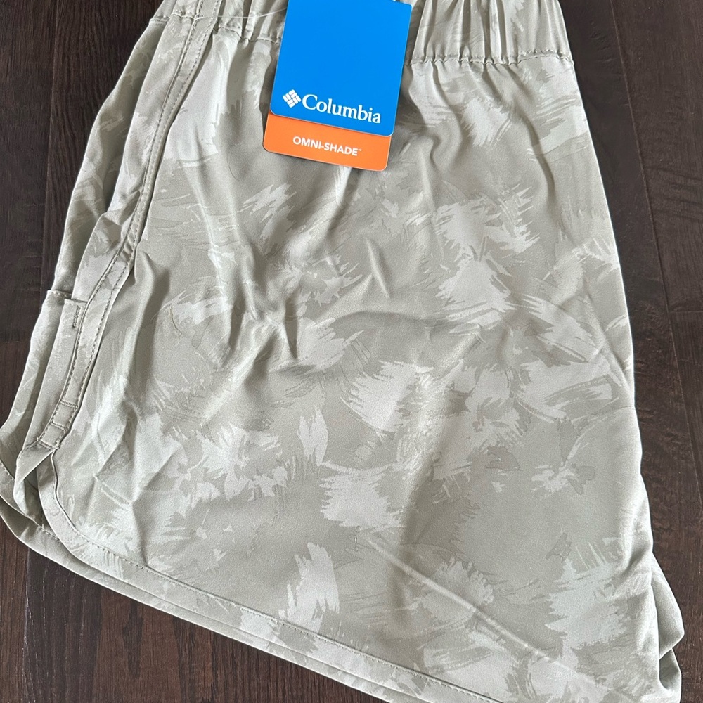 Columbia Athletic Shorts with Distressed Design NWT - Sage Green - Picture 2 of 3